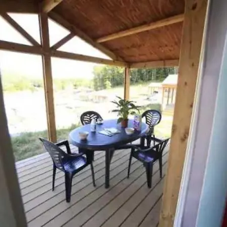 Chalet 3 Etoiles - Piscine - Eebbif