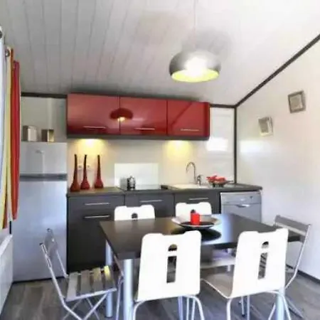 3 Etoiles - Piscine - Eebbif